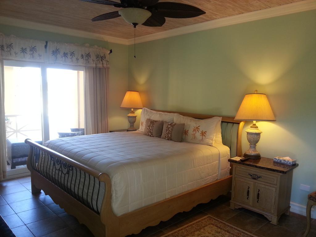 Hotel Augusta Bay Bahamas, Exuma George Town Esterno foto
