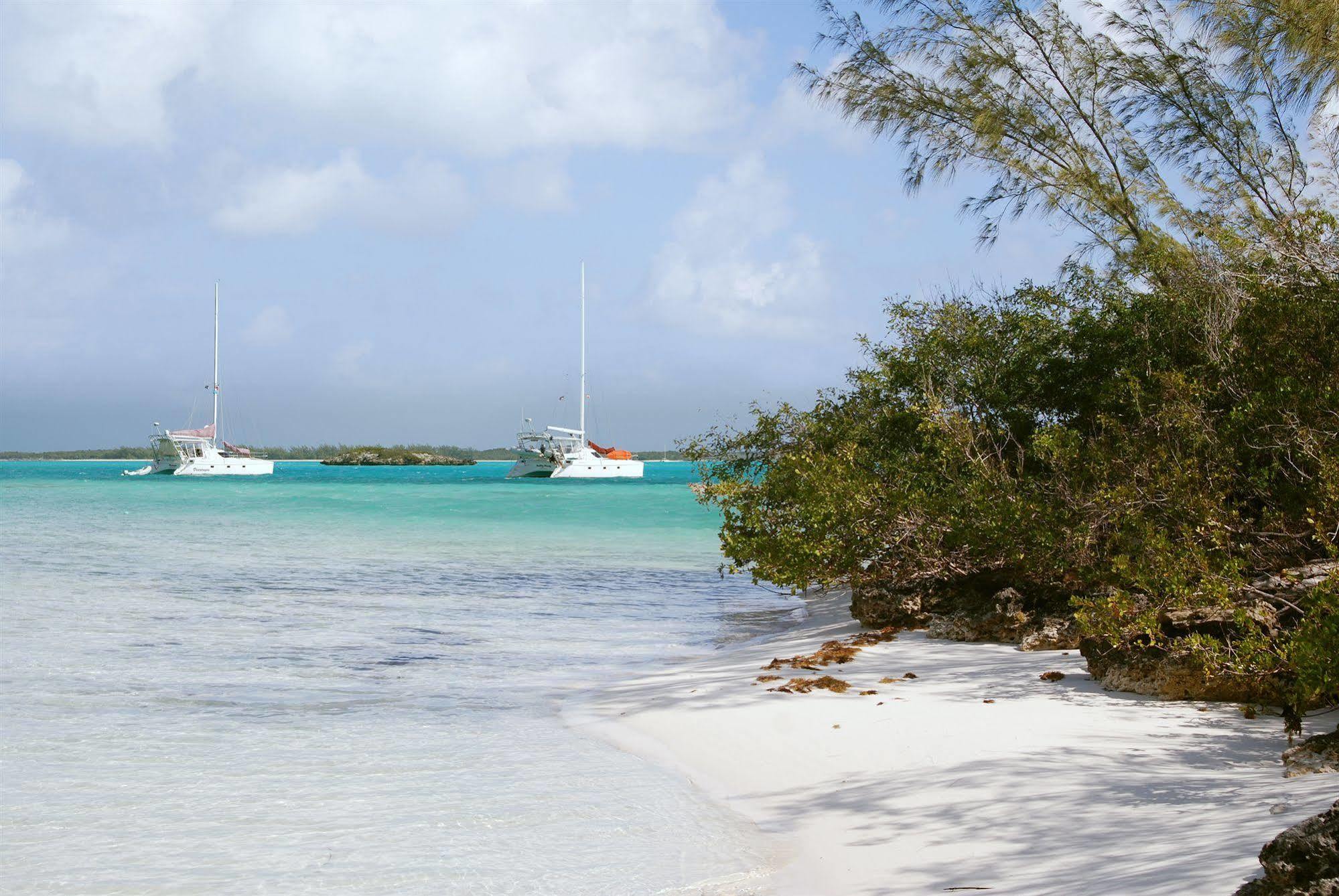 Hotel Augusta Bay Bahamas, Exuma George Town Esterno foto